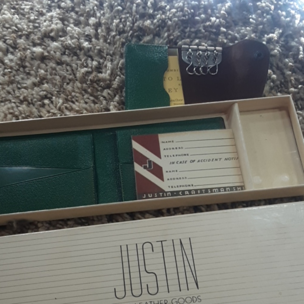 Wallet and Key Case - Picture 3 of 3